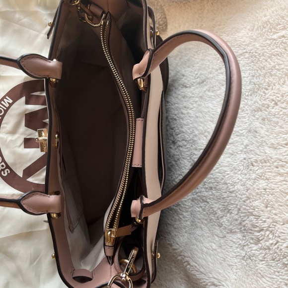 Michael Kors Women's Gramercy Large Satchel Convertible Crossbody Bag Handbag - Picture 5 of 9